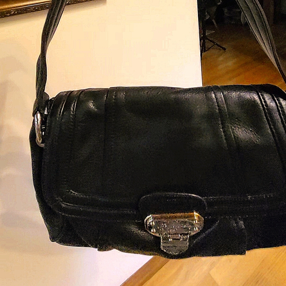 NWOT B. Makowsky Black Leather Shoulder Bag